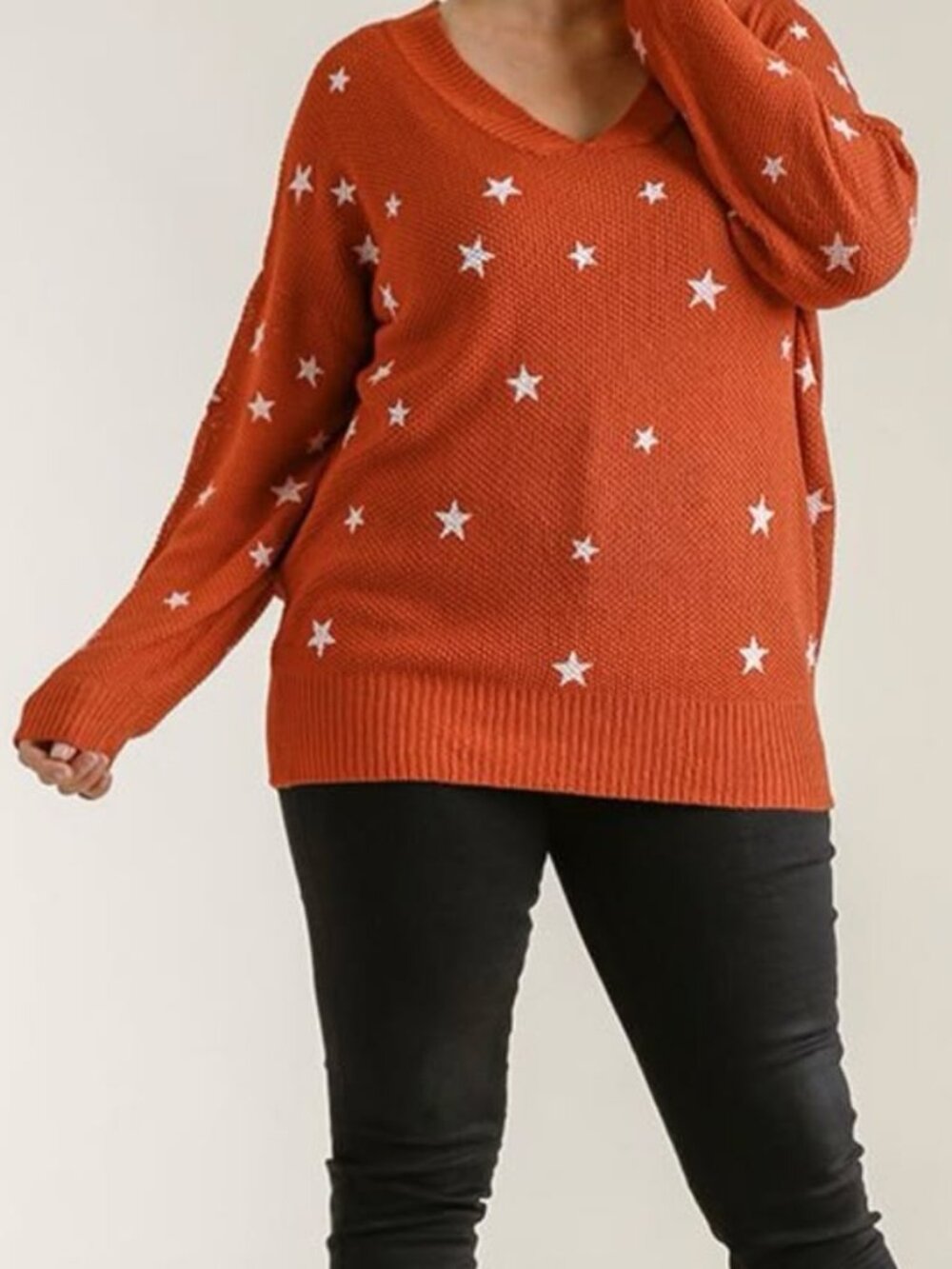 Umgee 🆕️ Star Print V-Neck Sweater